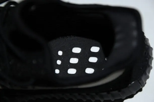 adidasOriginals YEEZY Boost 350 - Oreo