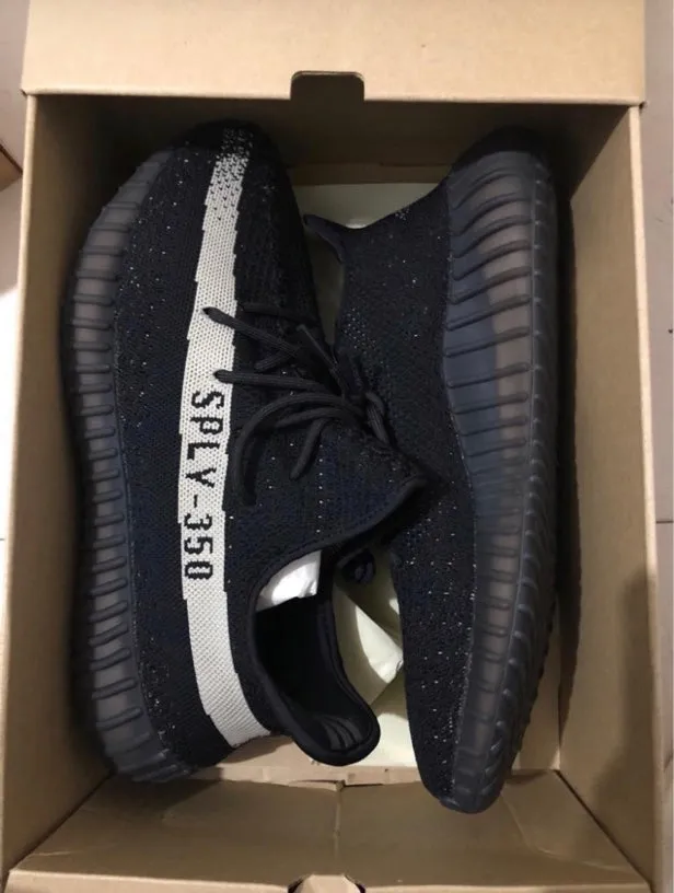 adidasOriginals YEEZY Boost 350 - Oreo