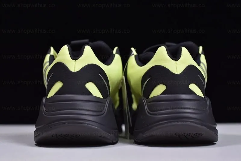 adidasYEEZY Boost 700 MNVN - Phosphor