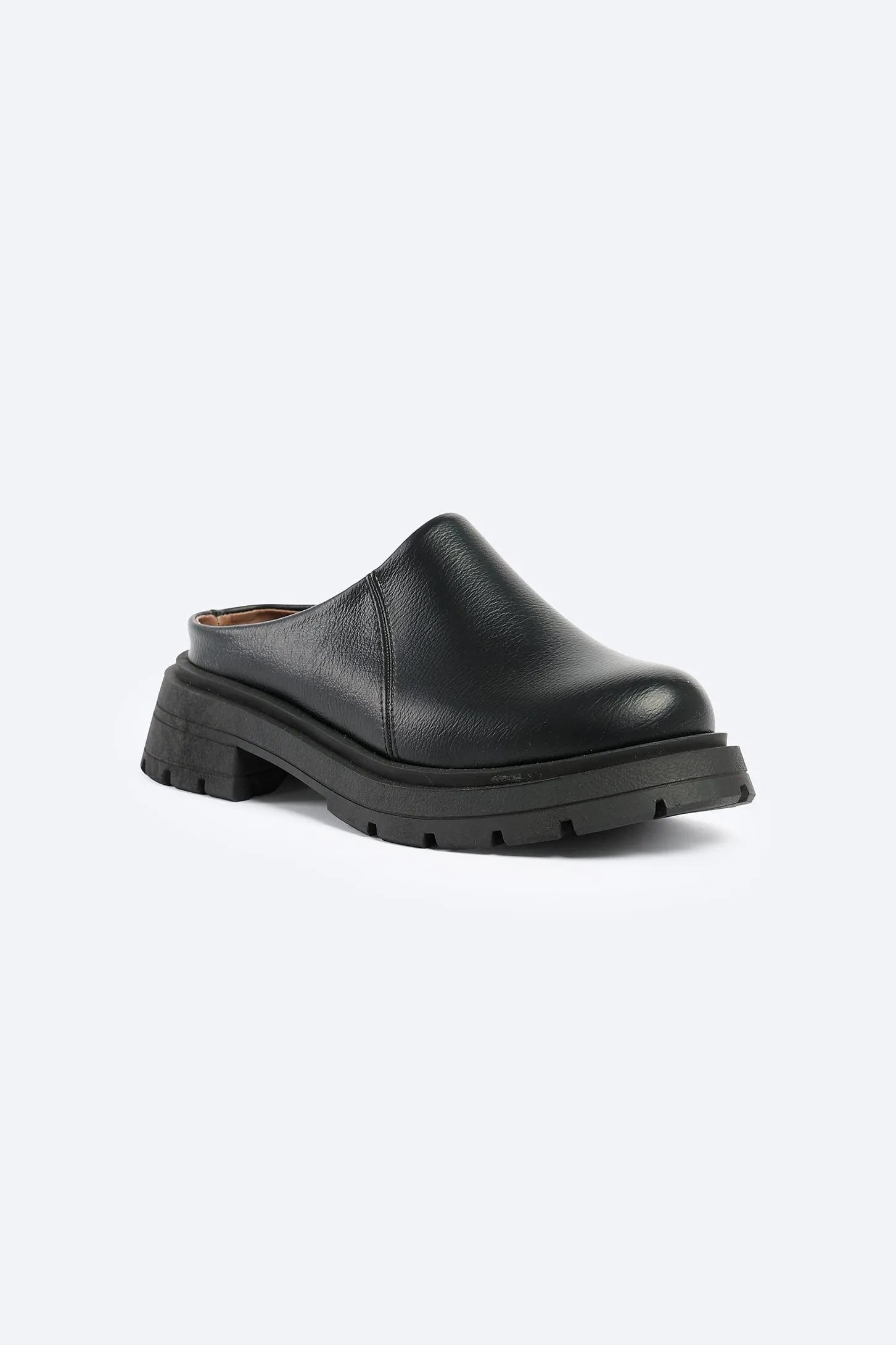 All Day Clogs - Black