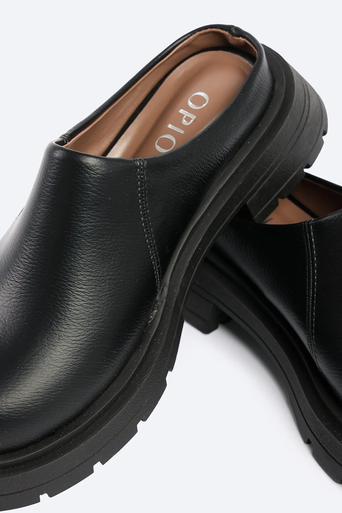 All Day Clogs - Black