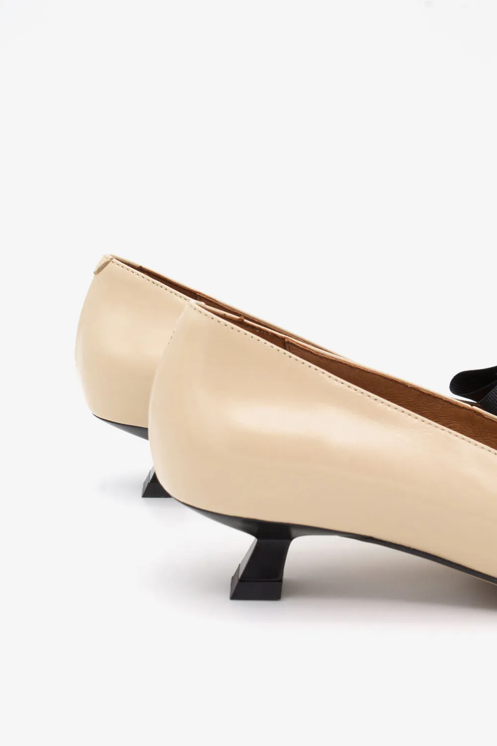 Angel Alarcon Cream Kitten Heel Pump|24628273C