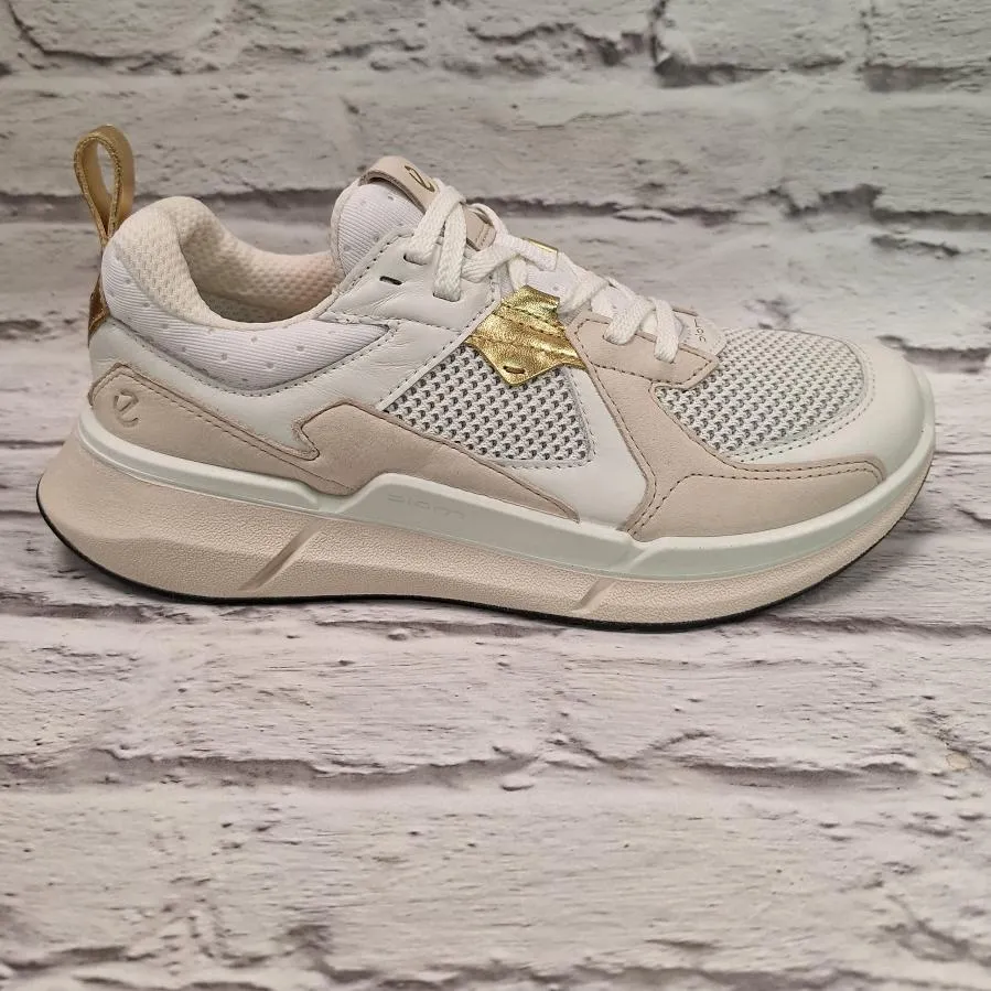 ECCO Biom 2.2 W Ladies Gold/Limestone Mesh/Leather Sneaker