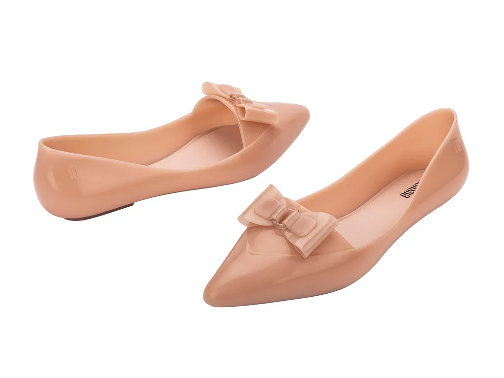MELISSA POINTY CHIC AD