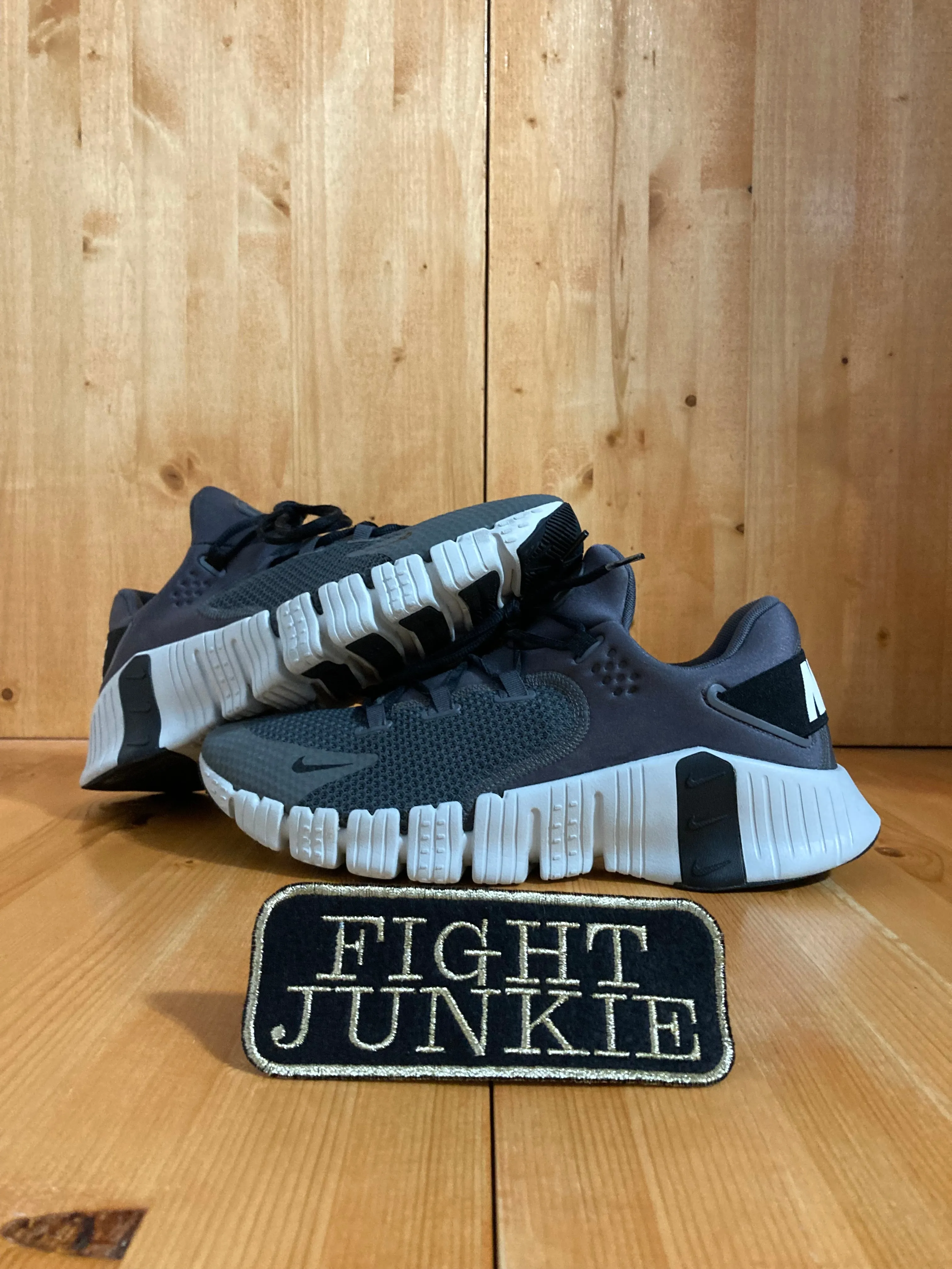 NIKE FREE METCON 4 Mens Size 12 Running Training Shoes Sneakers Gray CT3886-011