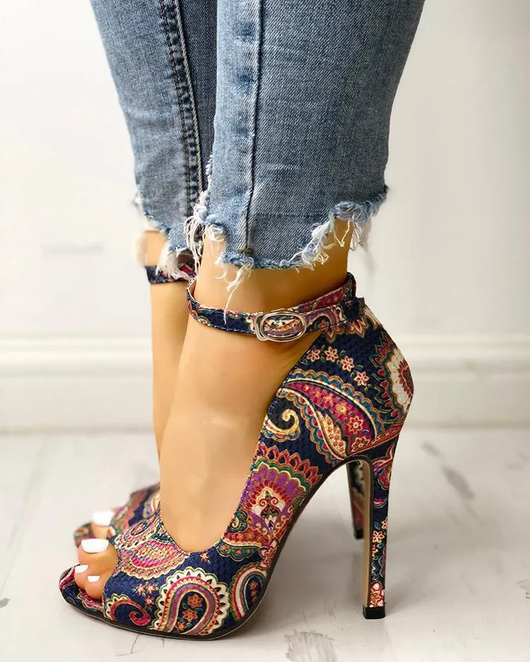 Printed toe buckle high heels - Women's shoes