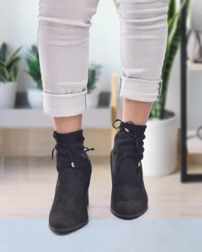 Raine Black Boots