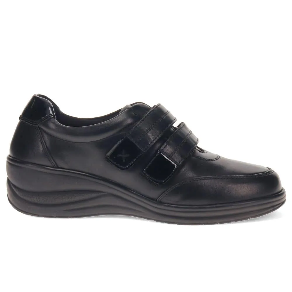 Touch-Fasten Wedge Shoes - KF40023 / 326 508